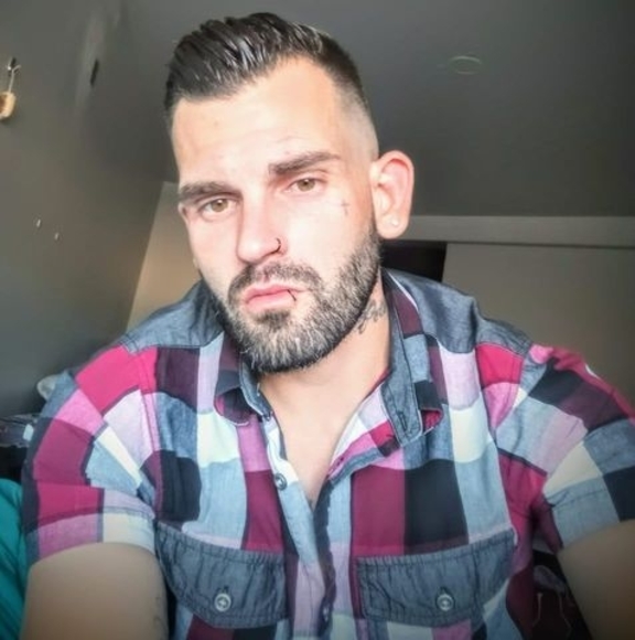 Meet your Posher, Cody - Picture 1 of 1